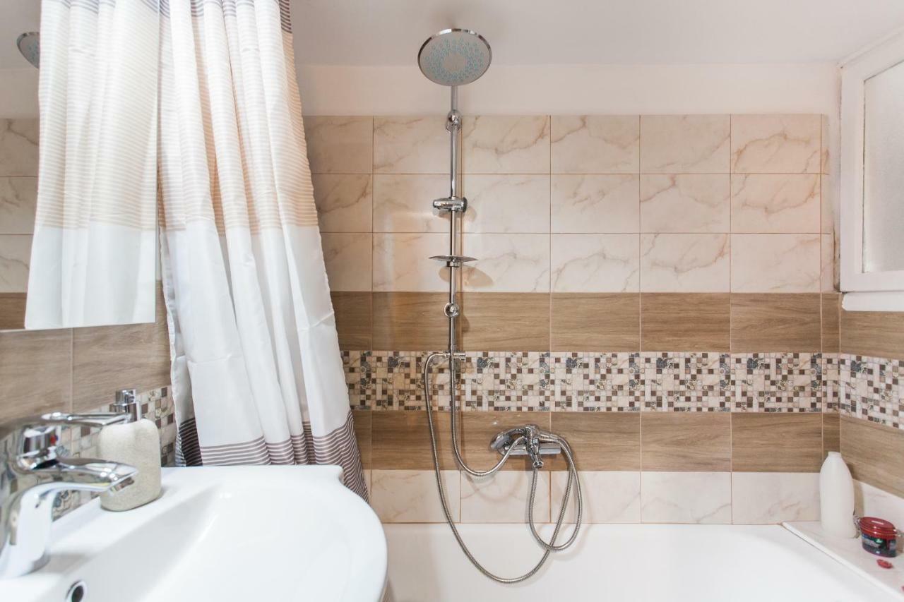 Central, Quiet, Cozy, Very Clean Private Apartment Close To Acropolis Athen Exterior foto